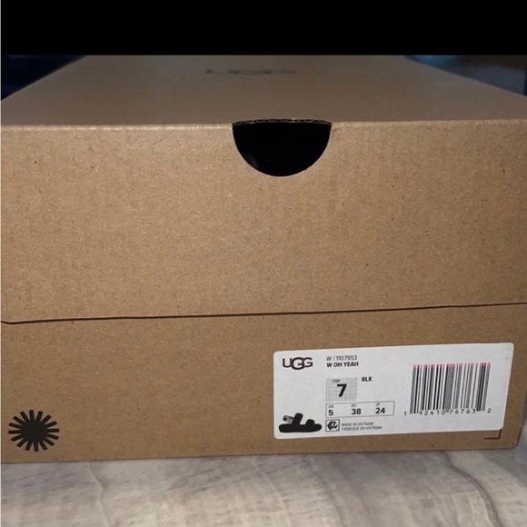 UGG Oh Yeah Slide - Picture 4 of 5